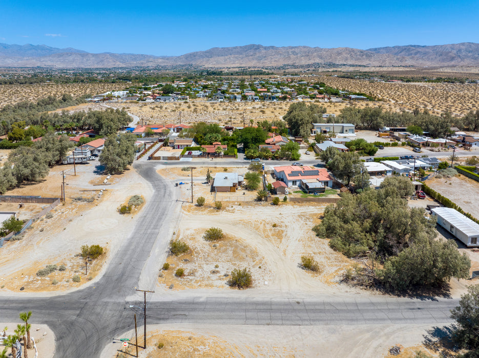 0.31 Acre Desert Hot Springs, Riverside County, CA (Power, Water, & Paved Road)