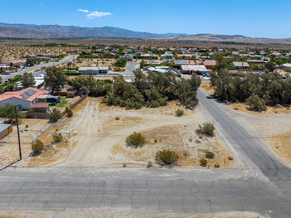 0.31 Acre Desert Hot Springs, Riverside County, CA (Power, Water, & Paved Road)