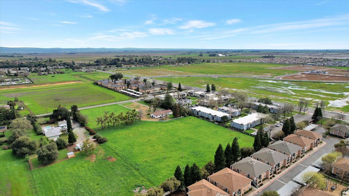 3.05 Acres Marysville, Yuba County, CA (Power, Water, & Paved Road)