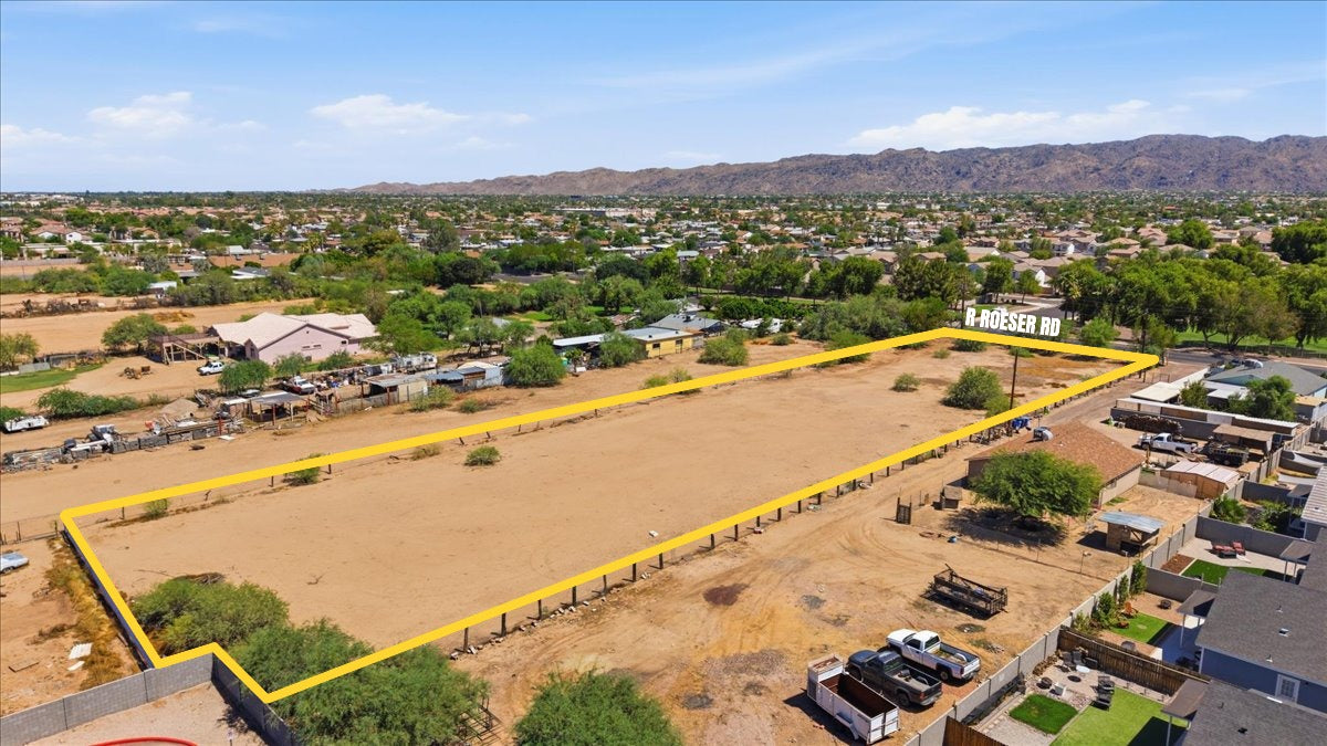 1.45 Acres Phoenix, Maricopa County, AZ (Power, Water, and Paved Road)