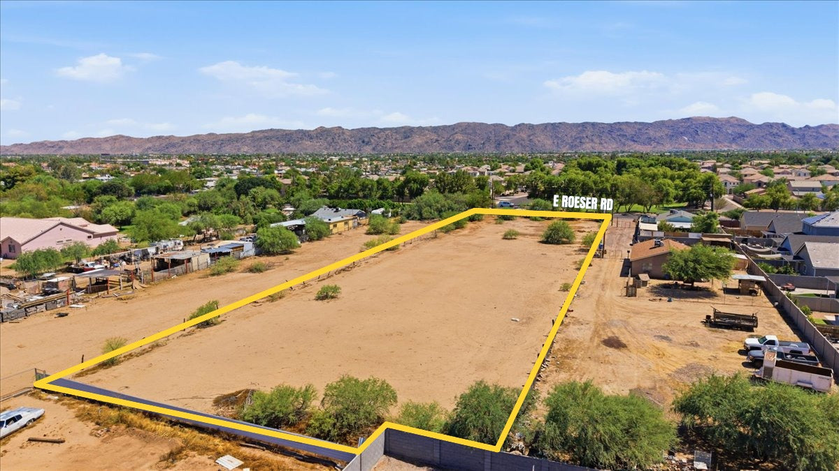 1.45 Acres Phoenix, Maricopa County, AZ (Power, Water, and Paved Road)