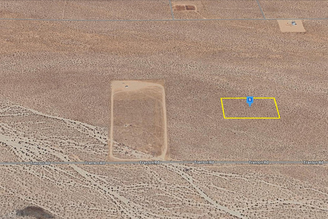 4.86 Acres Adelanto, San Bernardino County, CA