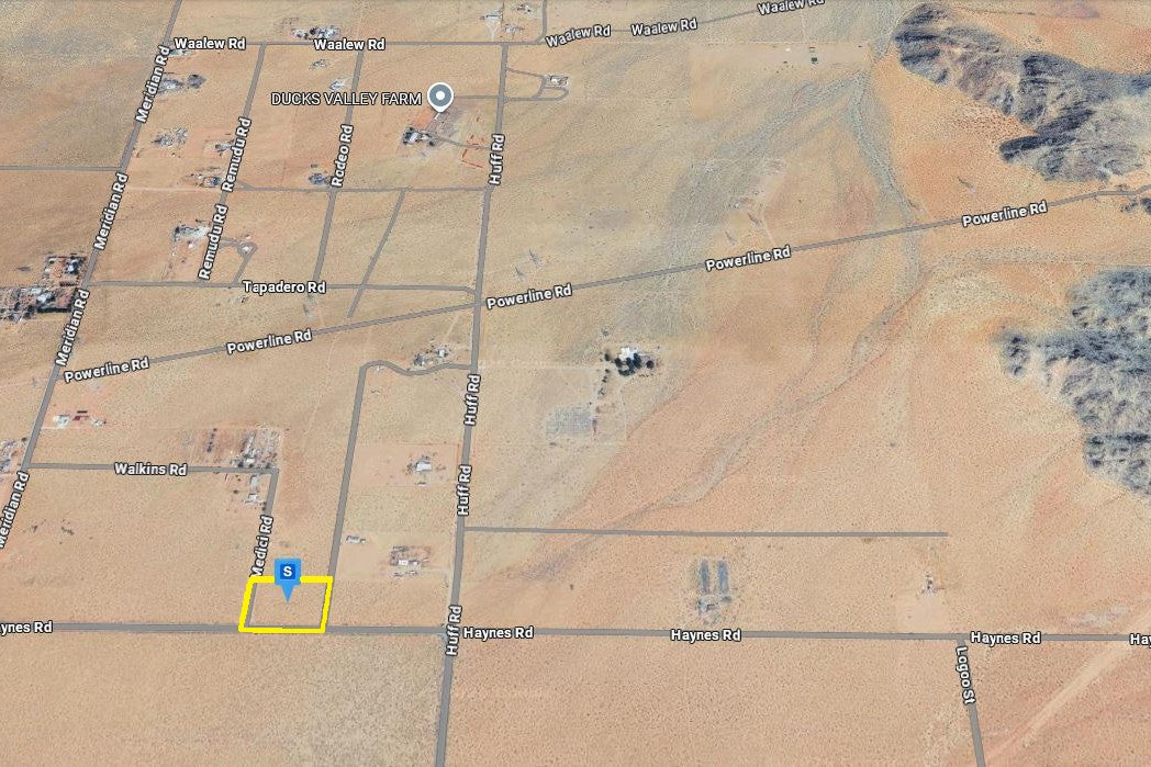 3.23 Acres Lucerne Valley, San Bernardino County, CA (Power & Paved Road)