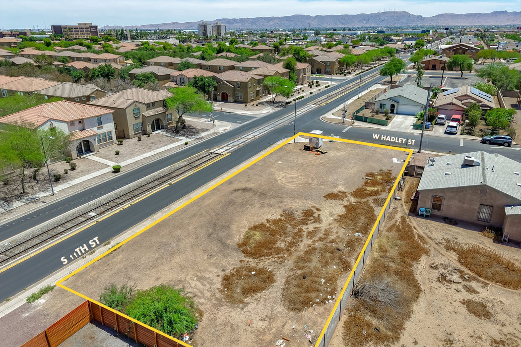 0.17 Acre Phoenix, Maricopa County, AZ (Power, Water, & Paved Road)