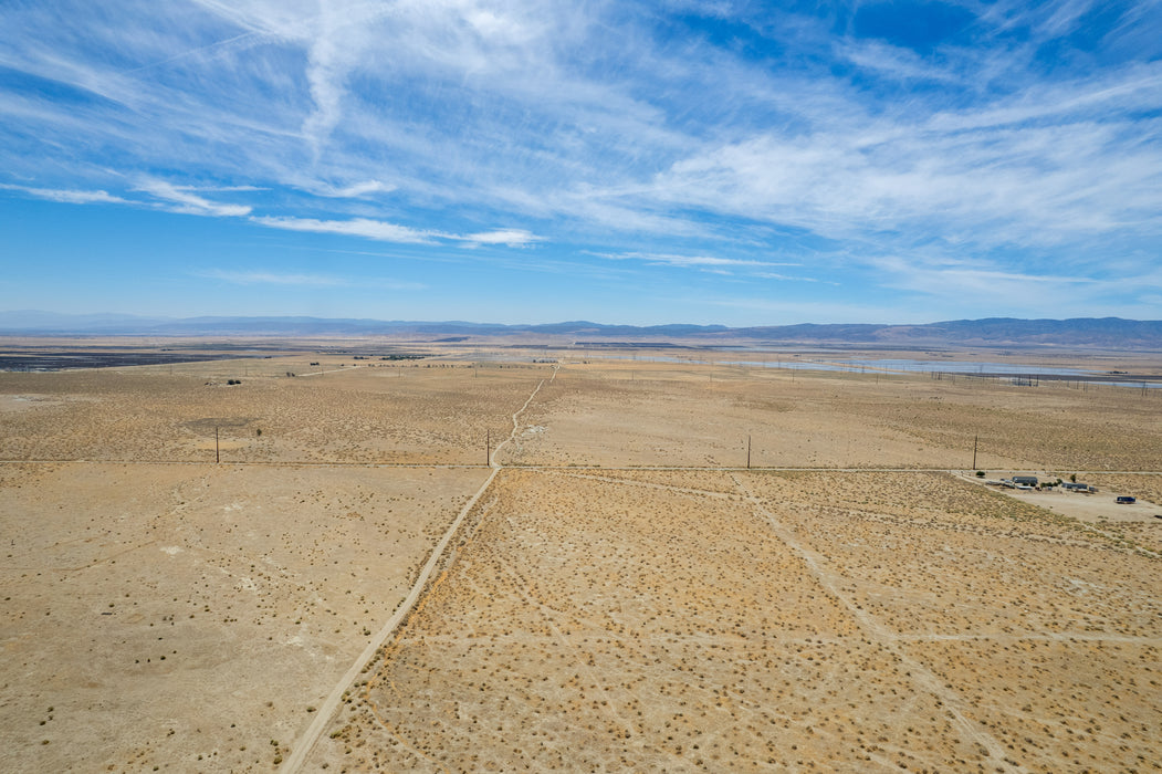 7.50 Acres Rosamond, Kern County, CA