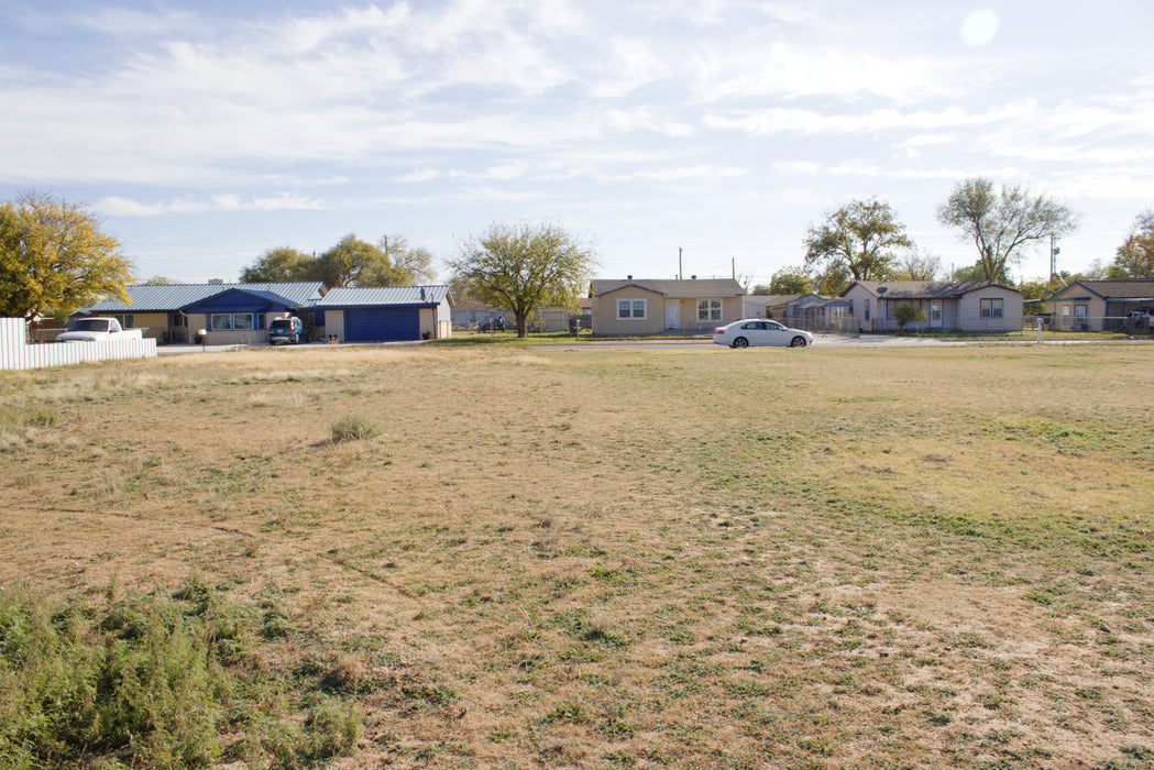 0.19 Acre Lubbock, Lubbock County, TX (Power, Water, & Paved Road)