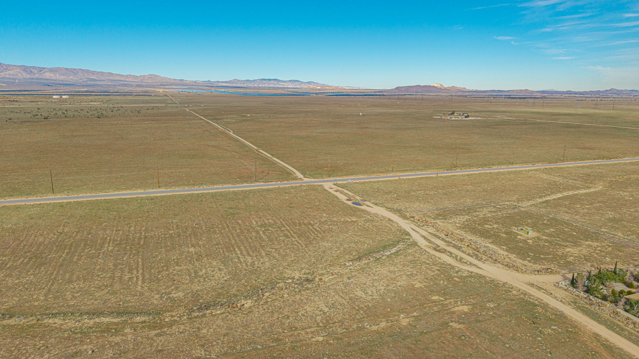 2.39 Acres Lancaster, Los Angeles County, CA (Power & Paved Road)