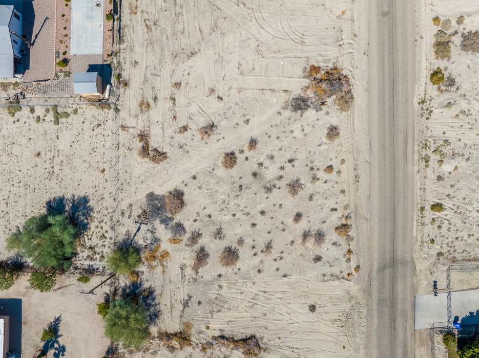 0.32 Acre Mecca, Riverside County, CA (Power, Water, & Paved Road)