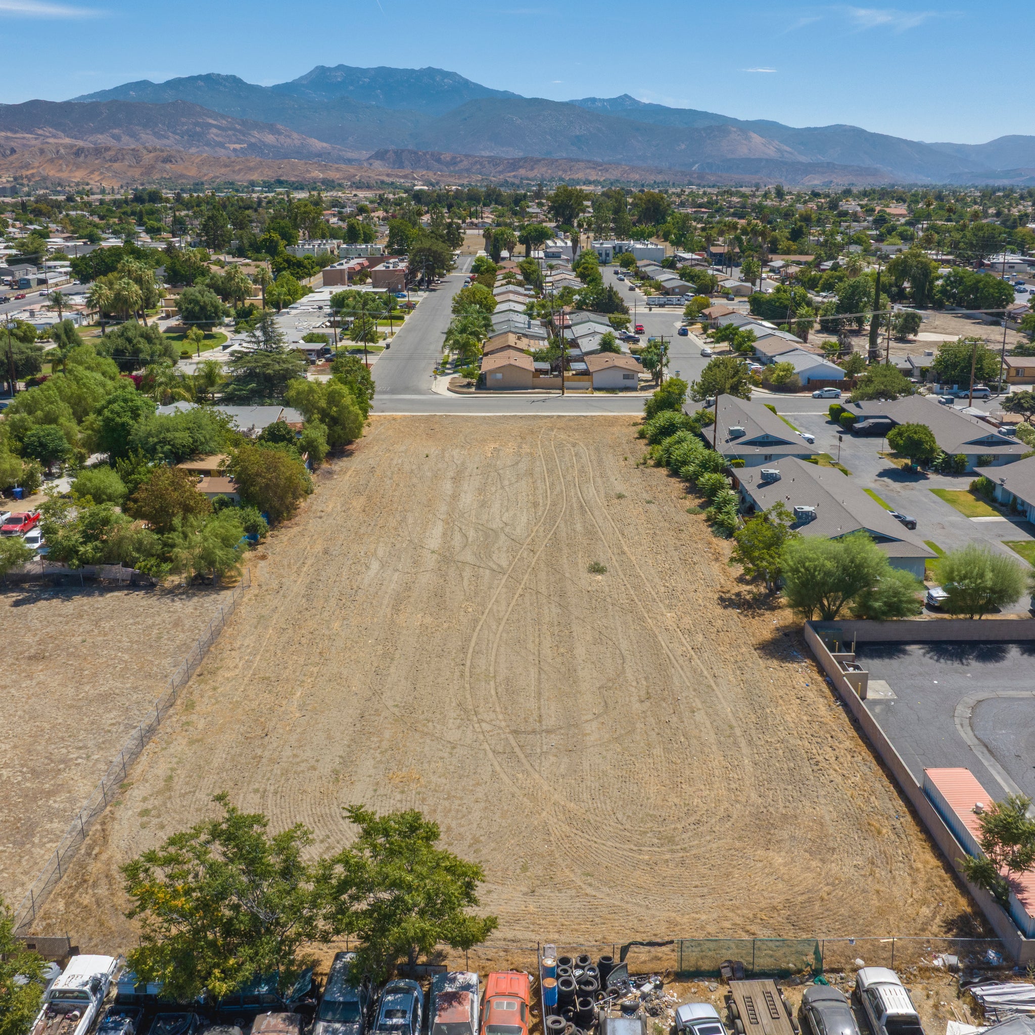 1.25 Acres San Jacinto, Riverside County, CA (Power, Water, & Paved Road)
