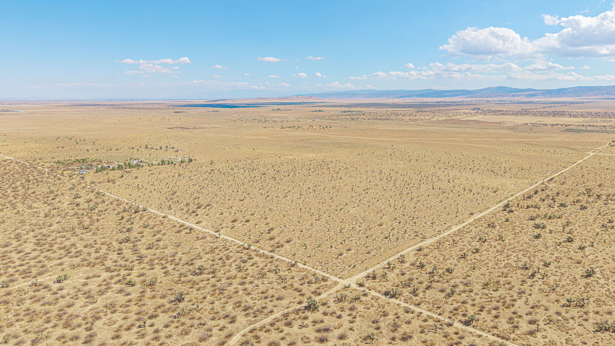 10 Acres Rosamond, Kern County, CA