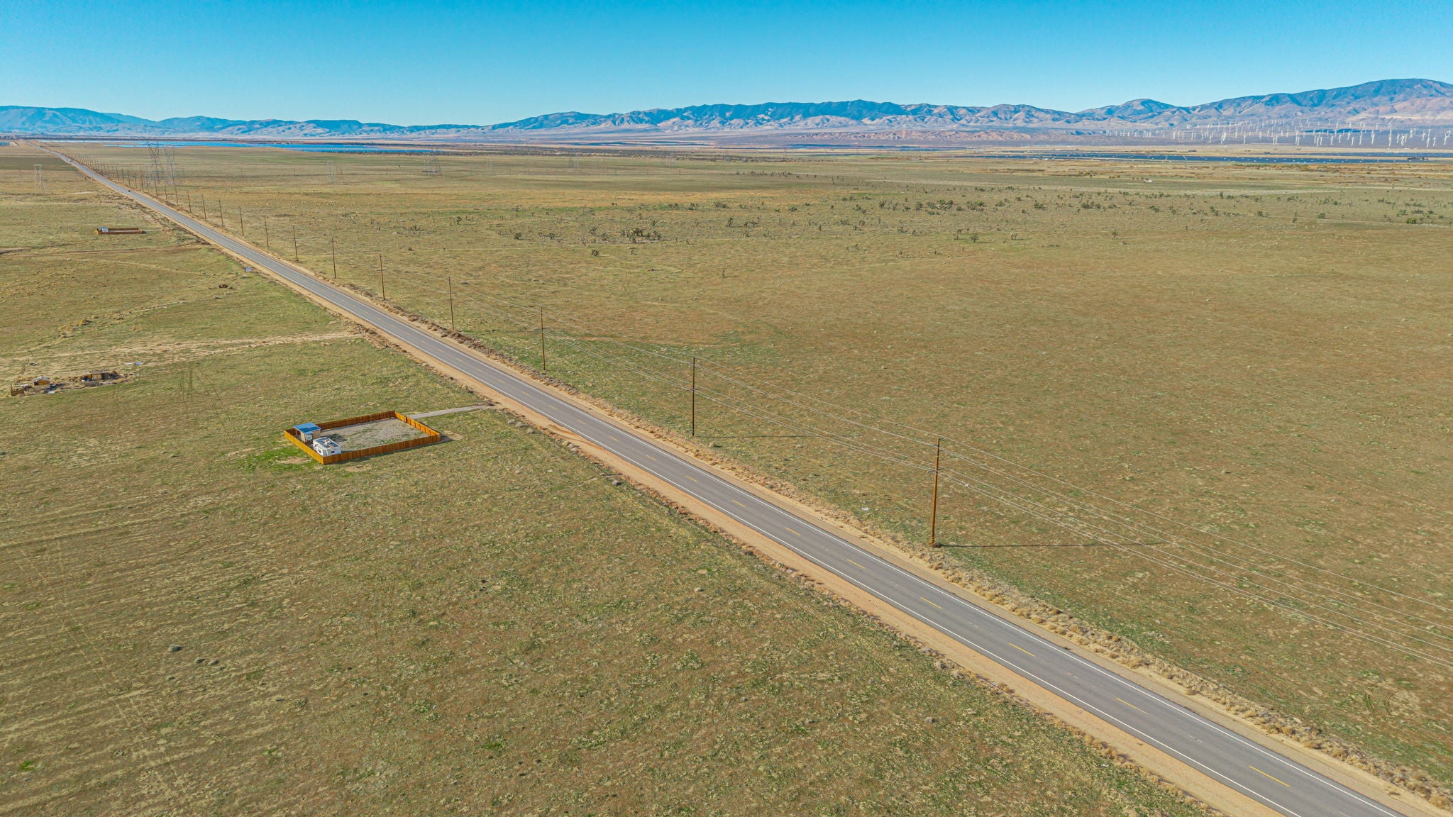 2.39 Acres Lancaster, Los Angeles County, CA (Power & Paved Road)