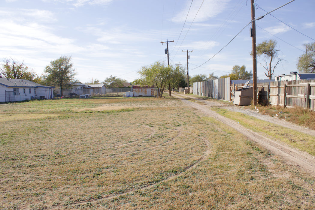0.19 Acre Lubbock, Lubbock County, TX (Power, Water, & Paved Road)