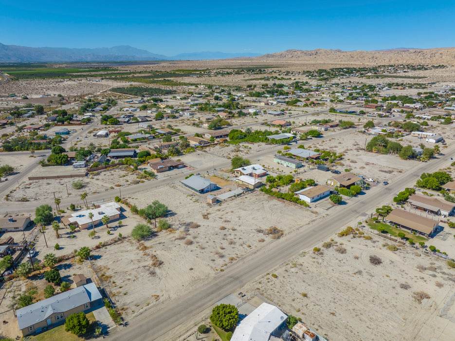 0.32 Acre Mecca, Riverside County, CA (Power, Water, & Paved Road)