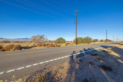 9.77 Acres Lancaster, Los Angeles County, CA (Power)