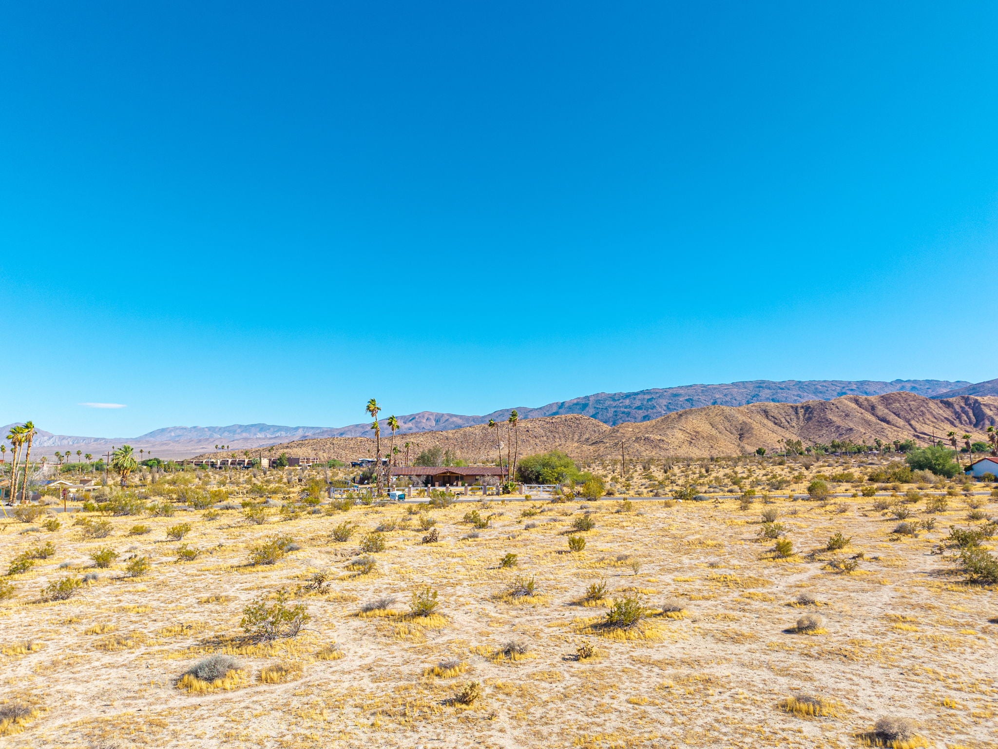 1.47 Acres Borrego Springs, San Diego County, CA (Power, Water, & Paved Road)