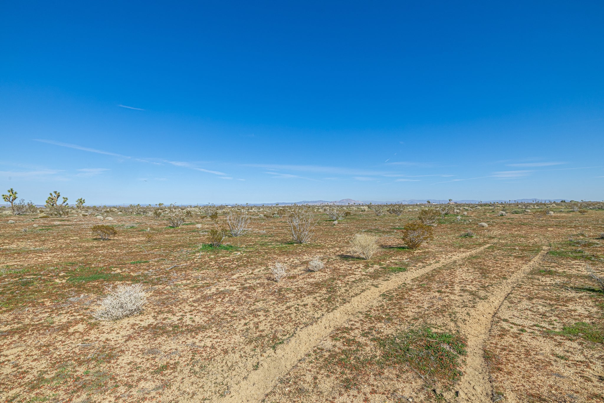 2.27 Acres Phelan, San Bernardino County, CA