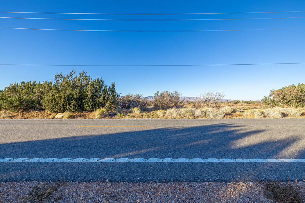 9.77 Acres Lancaster, Los Angeles County, CA (Power)