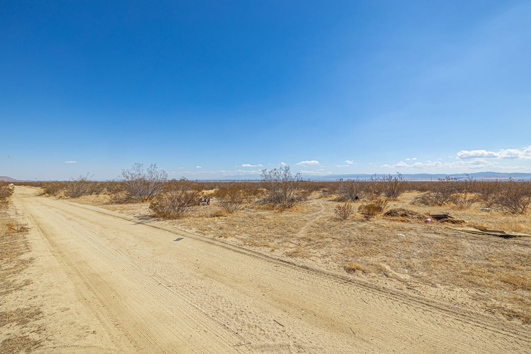 10 Acres Rosamond, Kern County, CA