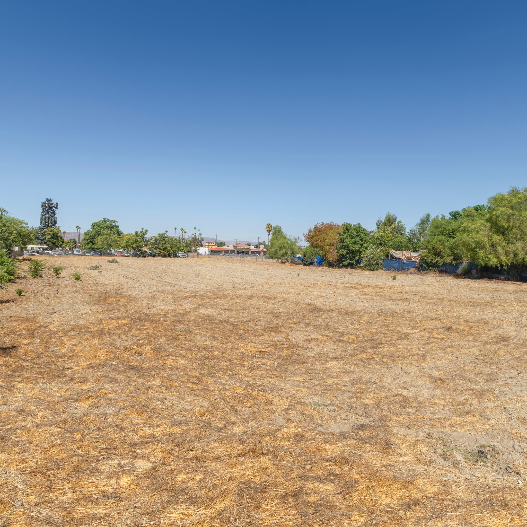 1.25 Acres San Jacinto, Riverside County, CA (Power, Water, & Paved Road)