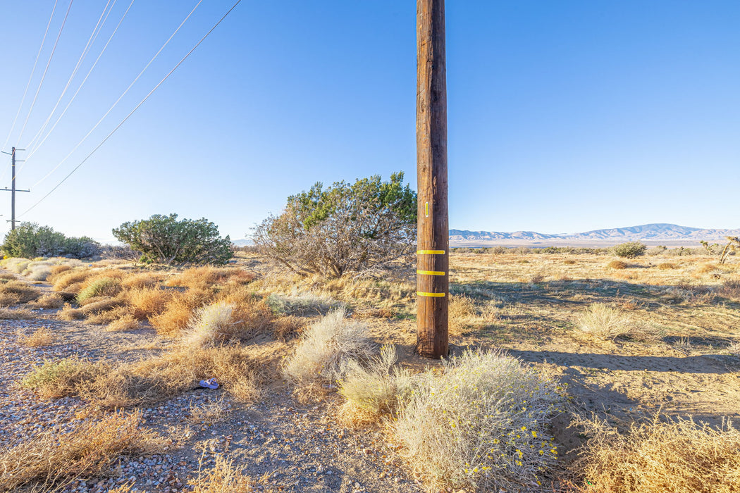 9.77 Acres Lancaster, Los Angeles County, CA (Power)