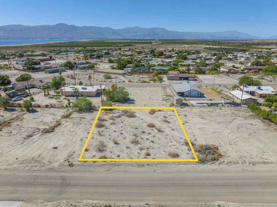 0.32 Acre Mecca, Riverside County, CA (Power, Water, & Paved Road)