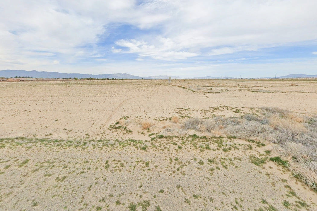 0.2570 Acre Pahrump, Nye County, NV
