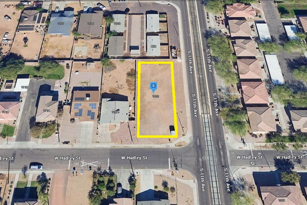 0.17 Acre Phoenix, Maricopa County, AZ (Power, Water, & Paved Road)