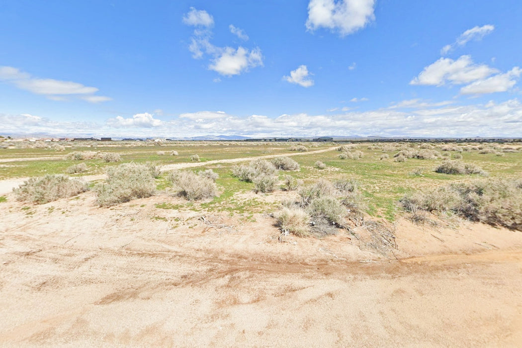 0.51 Acre California City, Kern County, CA (Water)