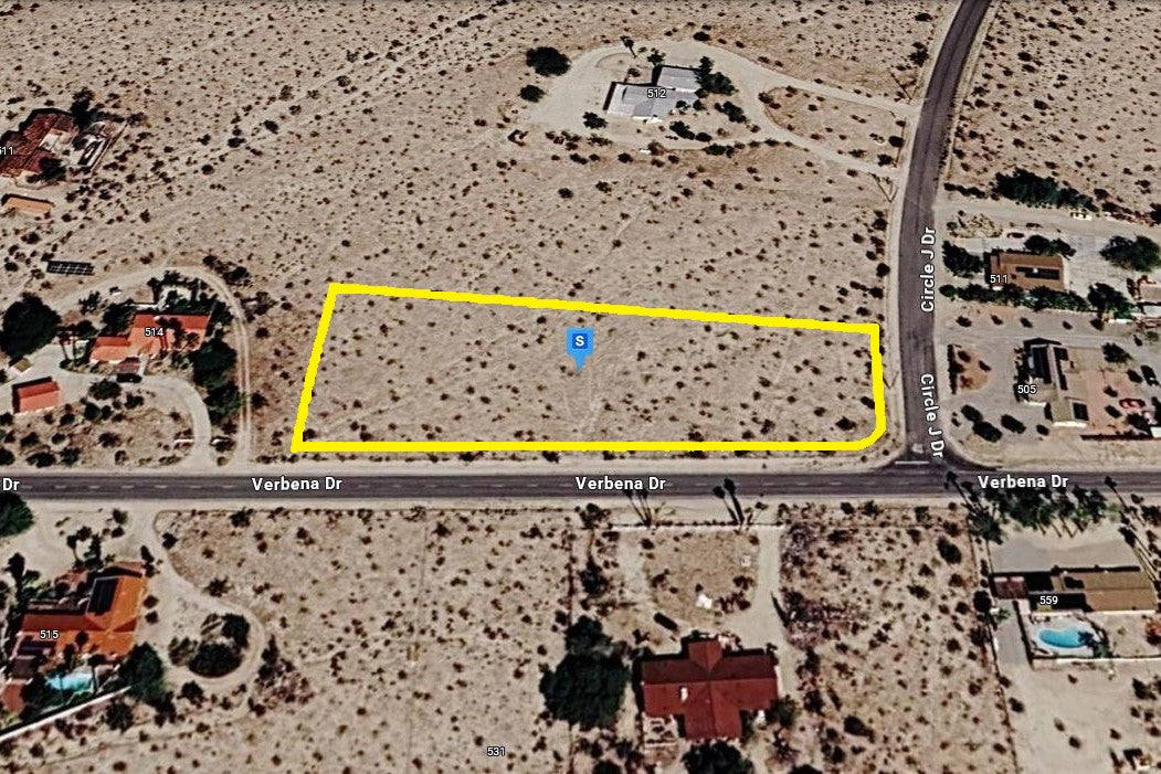 1.47 Acres Borrego Springs, San Diego County, CA (Power, Water, & Paved Road)