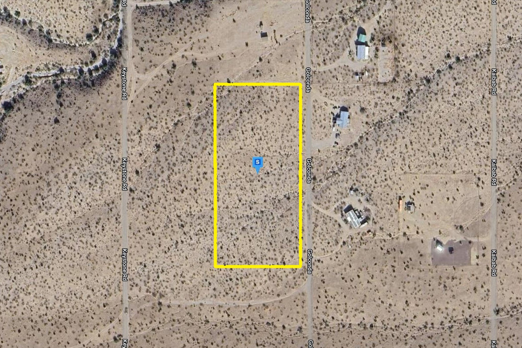 4.47 Acres Golden Valley, Mohave County, AZ (Power)