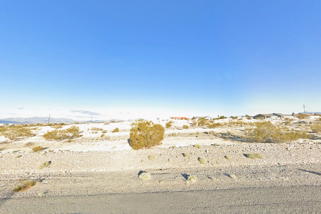 0.47 Acre Pahrump, Nye County, NV (Power & Paved Road)