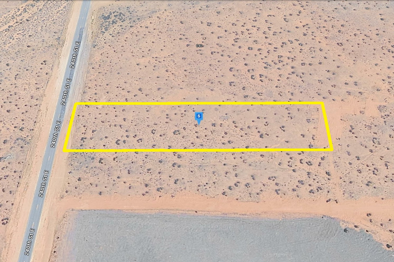 2.31 Acres Lancaster, Los Angeles County, CA (Paved Road)