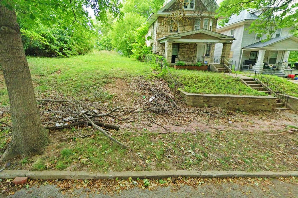 0.14 Acre Kansas City, Wyandotte County, KS (Power, Water, & Paved Road)