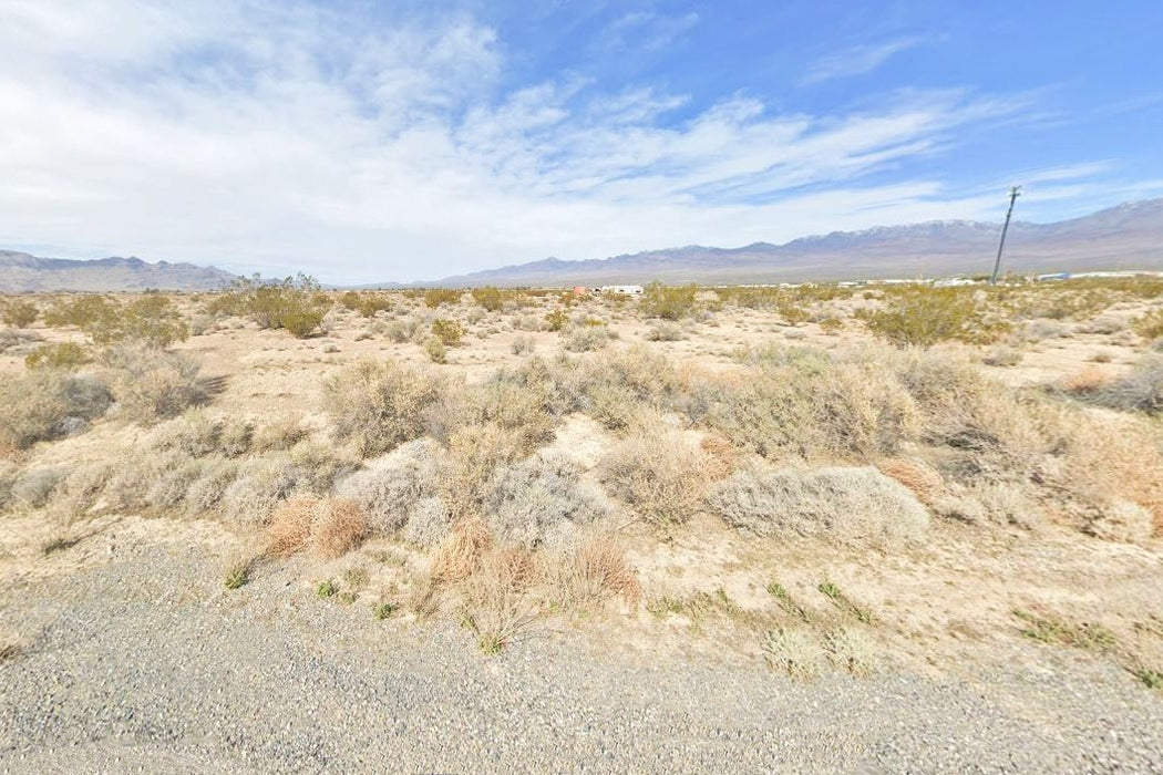 0.46 Acre Pahrump, Nye County, NV (Power & Paved Road)