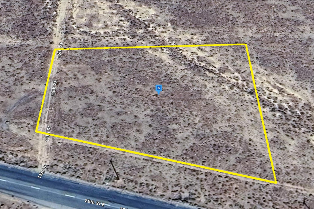 1.84 Acres Mojave, Kern County, CA (Commercial Lot, Power, & Paved Road)
