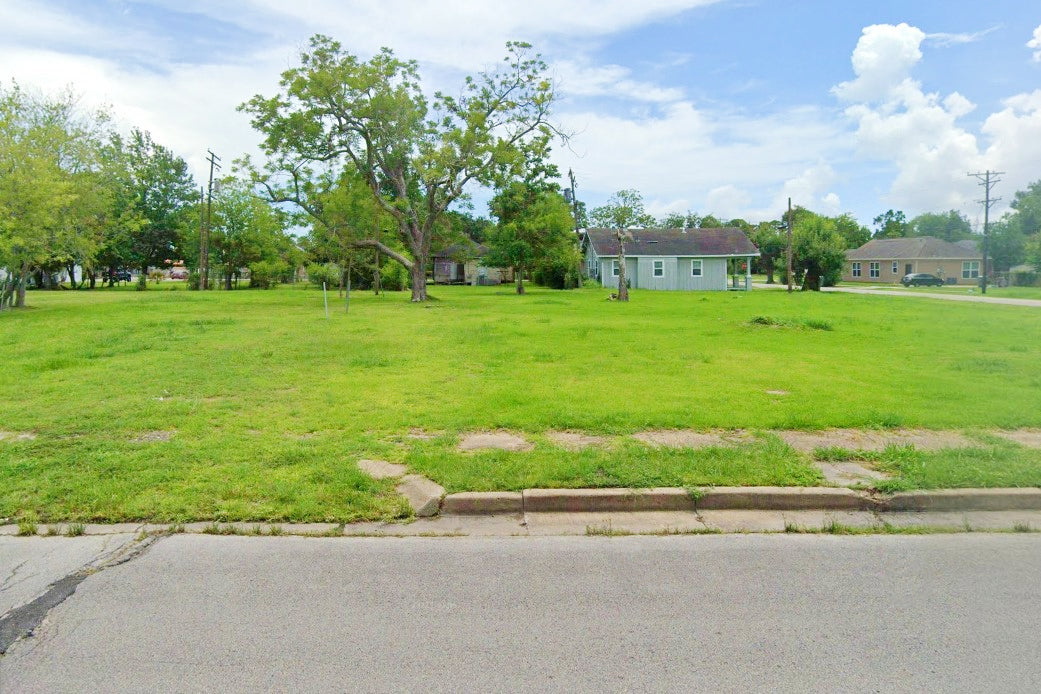 0.16 Acre Port Arthur, Jefferson County, TX (Commercial Lot, Power, Water, & Paved Road)