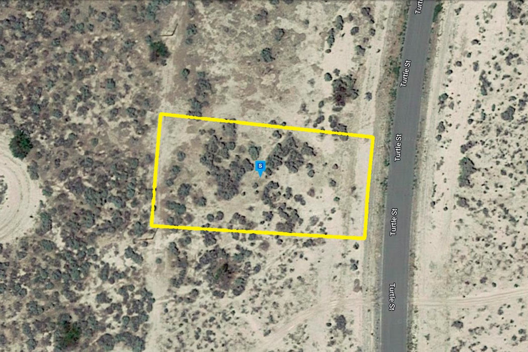 0.46 Acre Pahrump, Nye County, NV (Power & Paved Road)