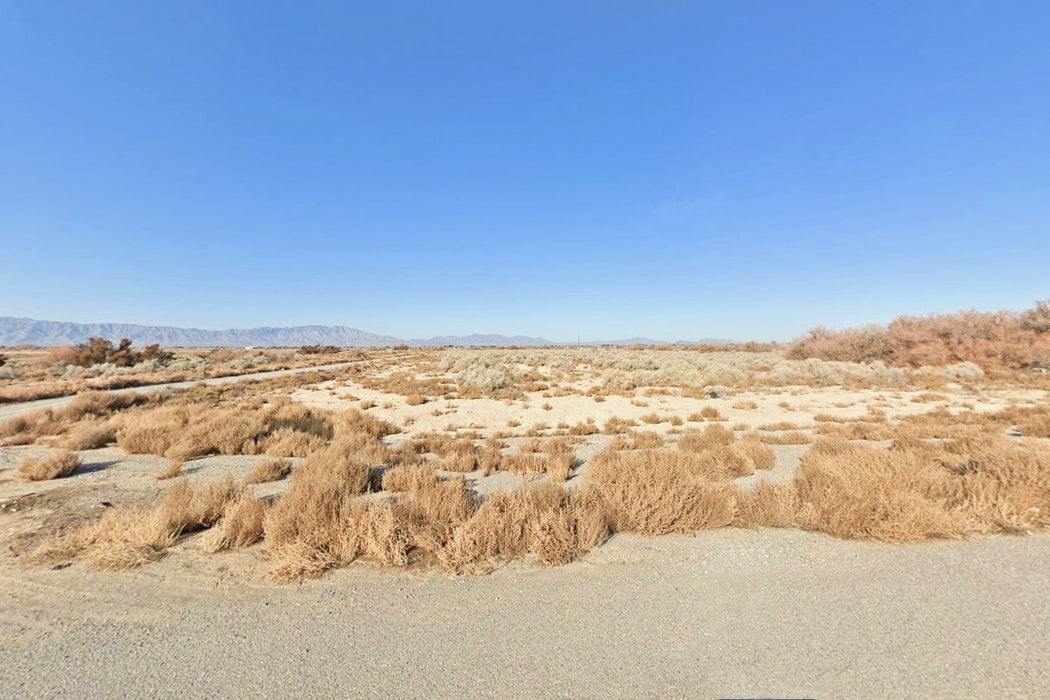 0.2810 Acre Pahrump, Nye County, NV (Paved Road)