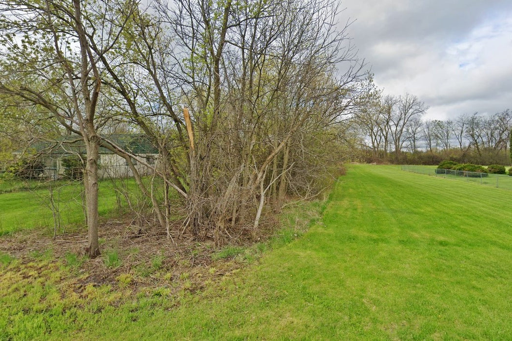 0.42 Acre Saginaw, Saginaw County, MI (Power, Water, & Paved Road)