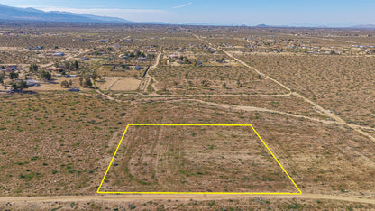 2.27 Acres Phelan, San Bernardino County, CA