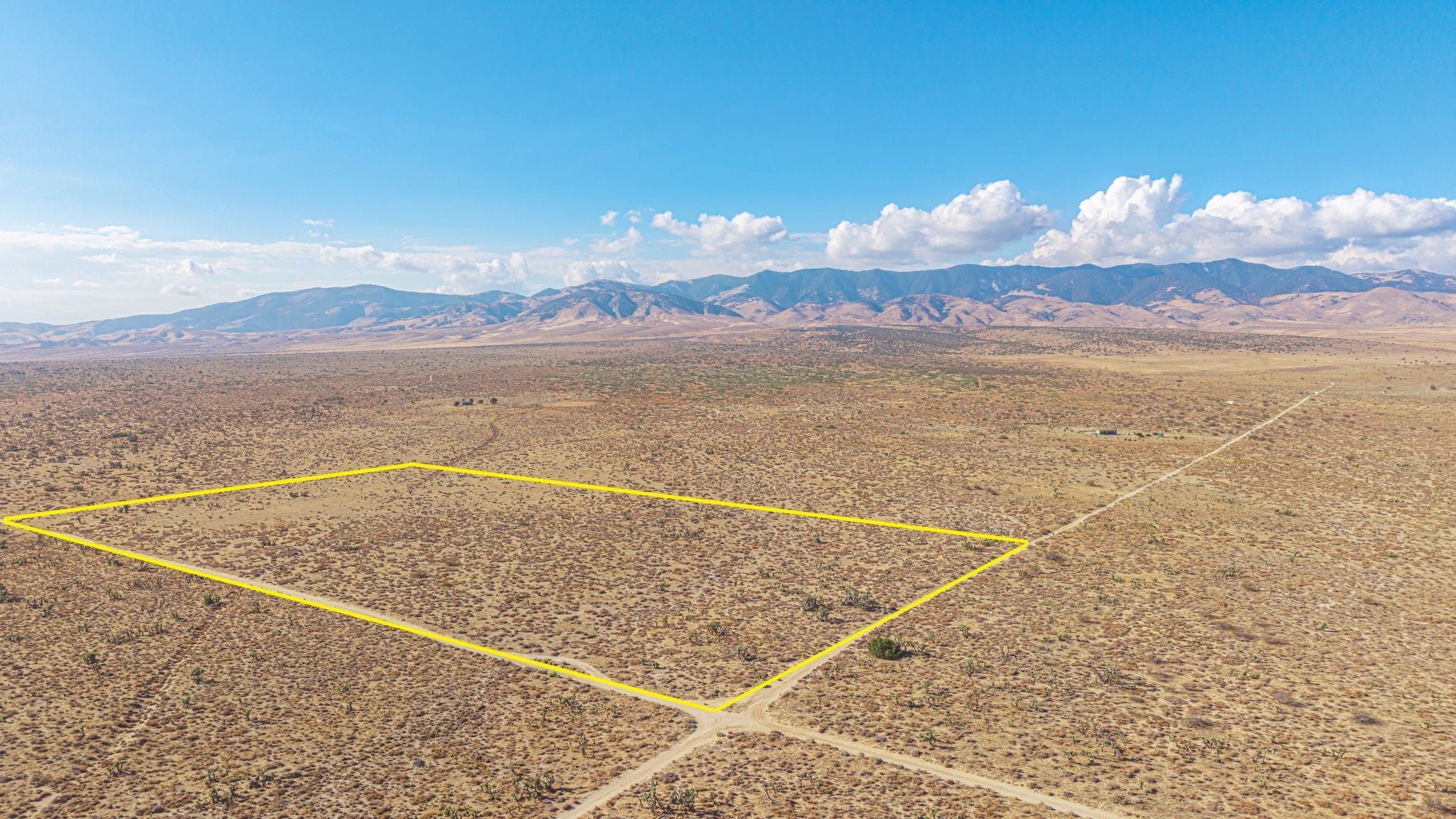 0.07 Acre Apple Valley, San Bernardino County, CA (Commercial-Residential Lot)