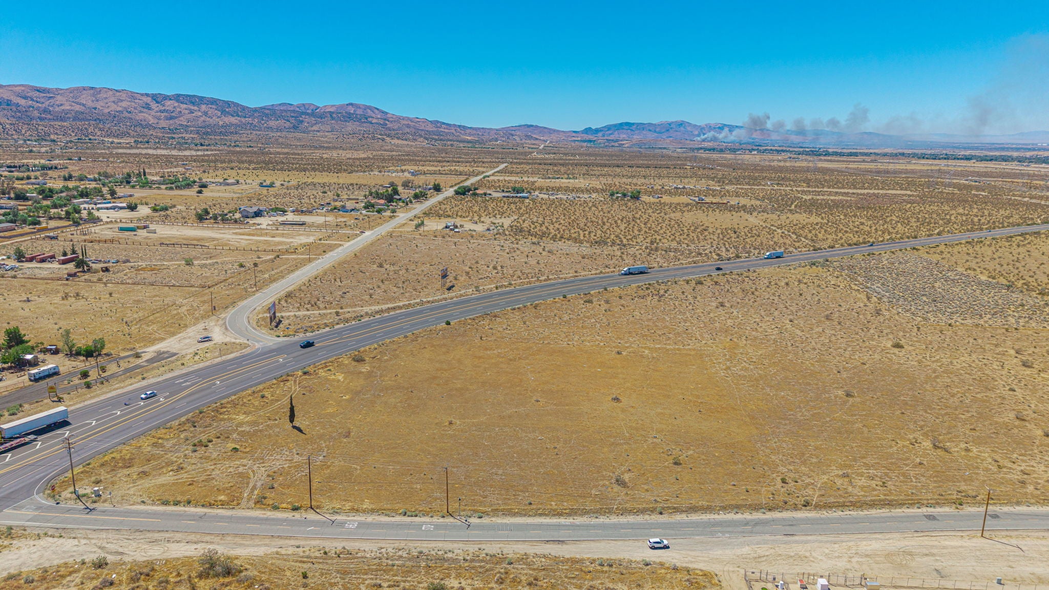 2.94 Acres Pearblossom, Los Angeles County, CA (Power, Water, & Paved Road)