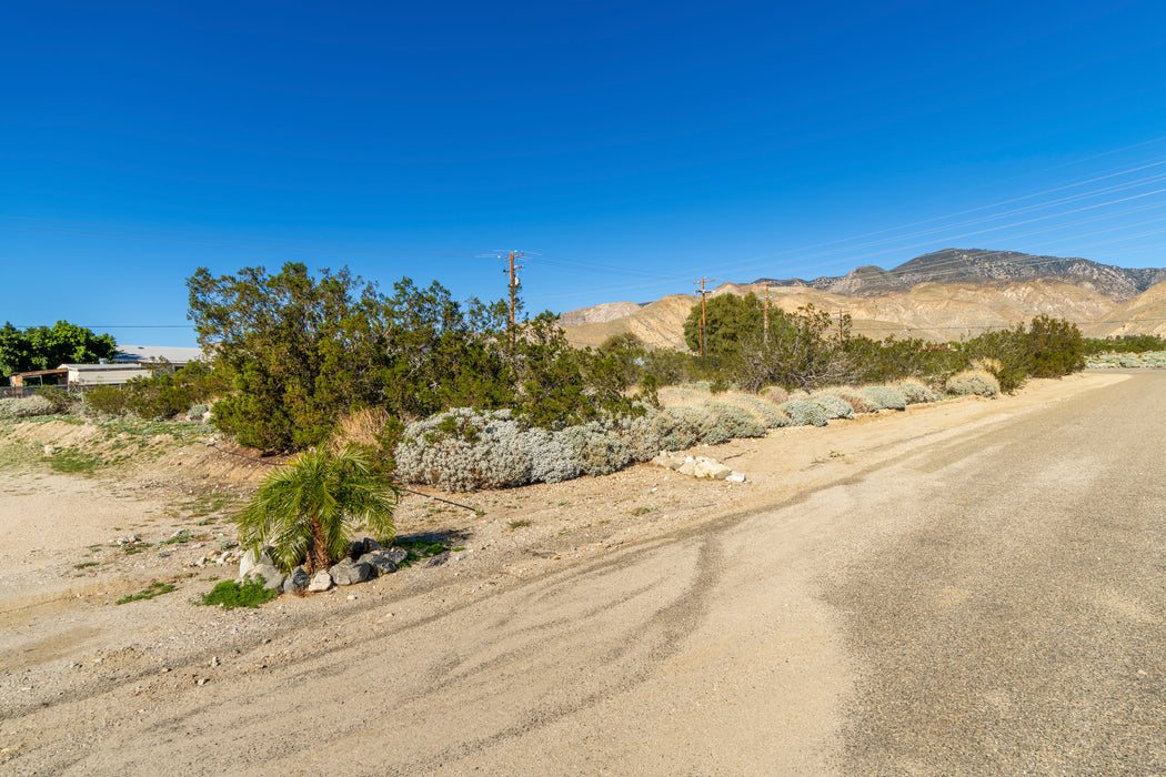 0.30 Acre Whitewater, Riverside County, CA (Power, Water, & Paved Road)