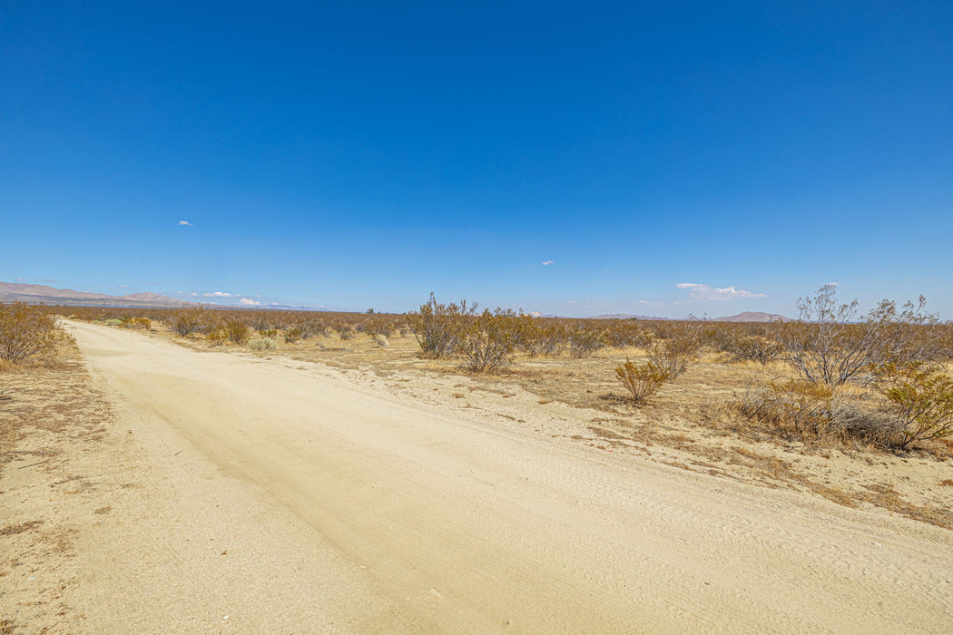 10 Acres Rosamond, Kern County, CA