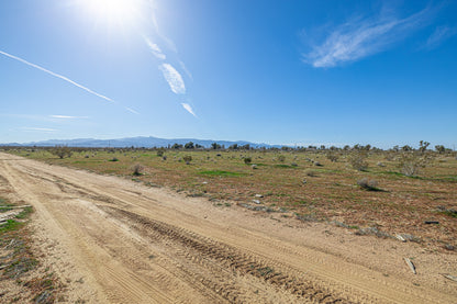 2.27 Acres Phelan, San Bernardino County, CA