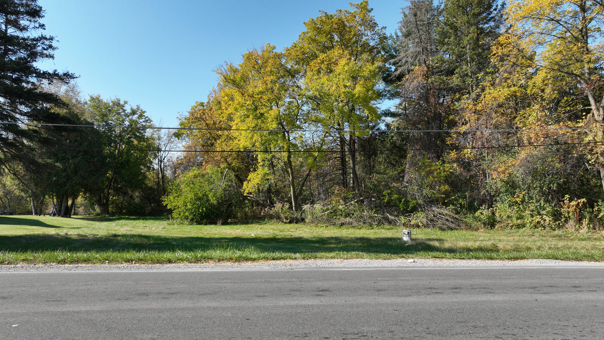 0.71 Acre Saginaw, Saginaw County, MI (Power, Water, & Paved Road)