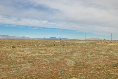 2.39 Acres Lancaster, Los Angeles County, CA (Power & Paved Road)