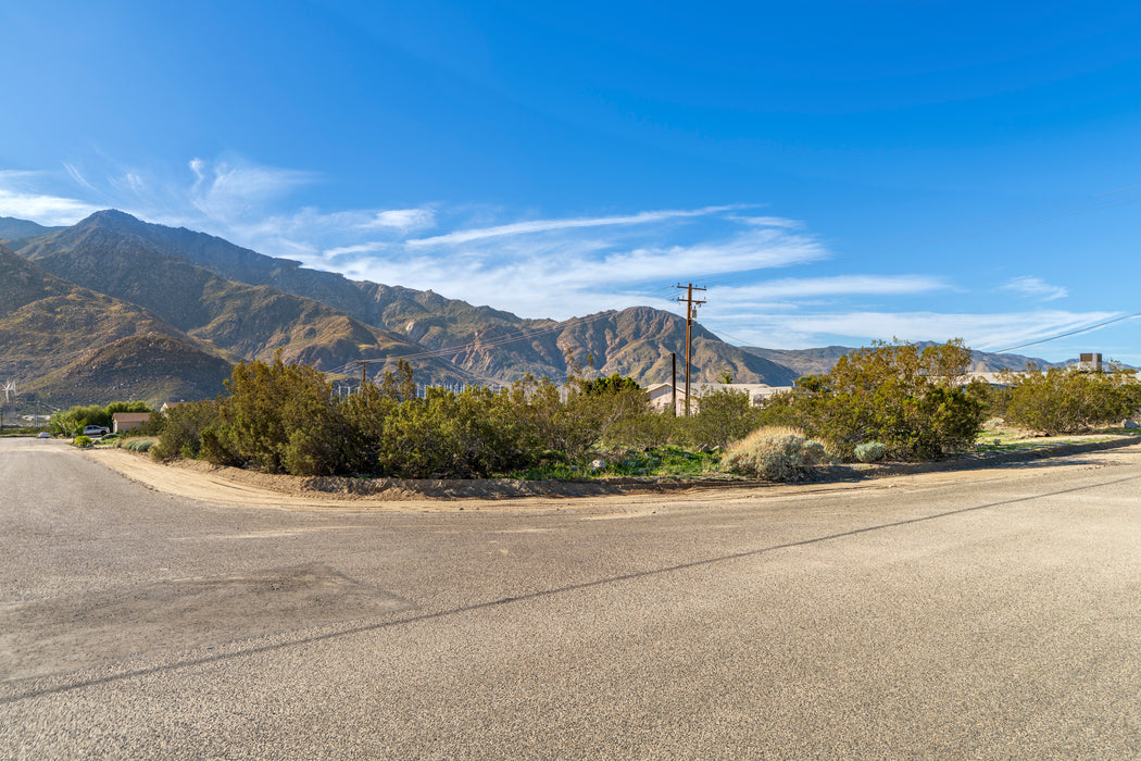 0.30 Acre Whitewater, Riverside County, CA (Power, Water, & Paved Road)