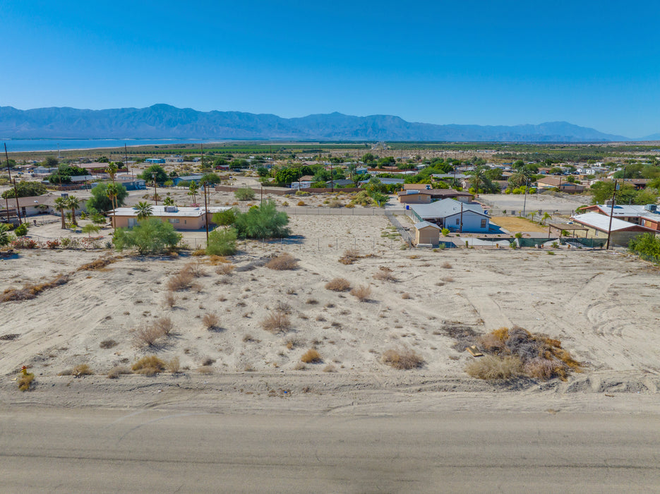 0.32 Acre Mecca, Riverside County, CA (Power, Water, & Paved Road)