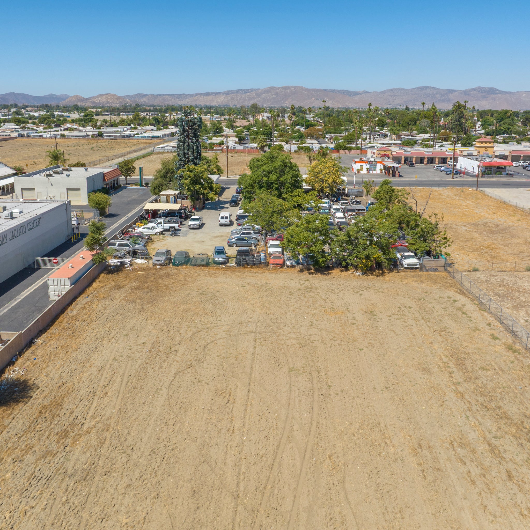 1.25 Acres San Jacinto, Riverside County, CA (Power, Water, & Paved Road)